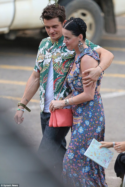 Δείτε πώς περνάνε οι Katy Perry και Orlando Bloom στη Χαβάη... [photos] - Φωτογραφία 3