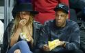 Η Beyonce τρώει σνακ στον αγώνα NBA... [photos] - Φωτογραφία 2