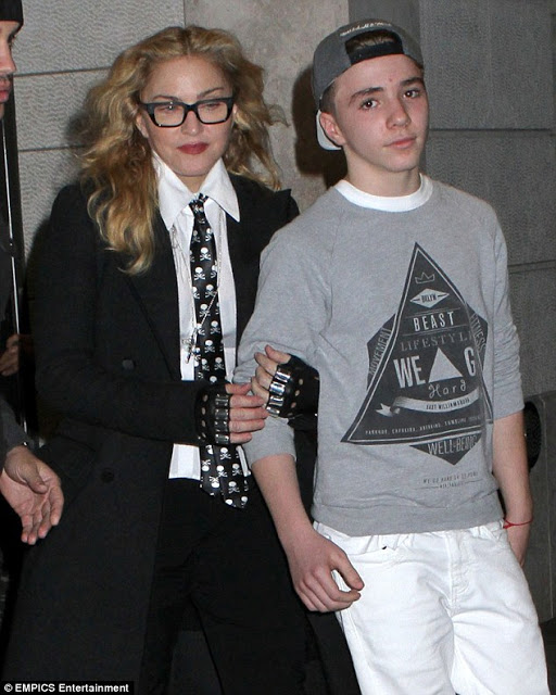 Κοντά σε συμφωνία η Madonna με τον πρώην της για τον Rocco... - Φωτογραφία 2