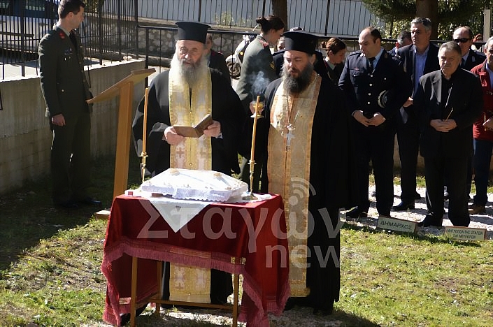 Επιμνημόσυνη δέηση στο Στρατιωτικό κοιμητήριο Καλαμπάκας - Φωτογραφία 17