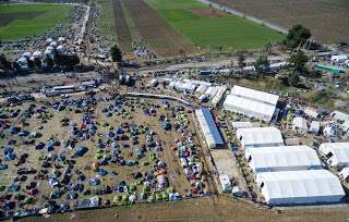 Σε 24ωρη επιτήρηση τα κέντρα φιλοξενίας προσφύγων από το ΕΚΕΠΥ - Φωτογραφία 1