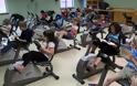Μαθητές κάνουν μάθημα πάνω σε… ποδήλατο γυμναστικής!