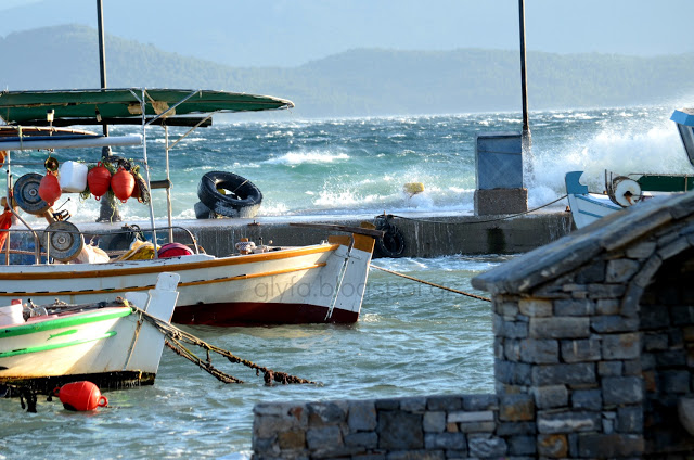 Γλύφα: Βιβλικές εικόνες καταστροφής [photos+video] - Φωτογραφία 2