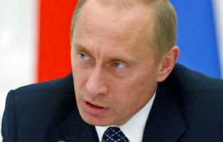 O Πούτιν θέλει να βγάλει από τη μέση τη Μέρκελ και ιδού ο λόγος... - Φωτογραφία 1
