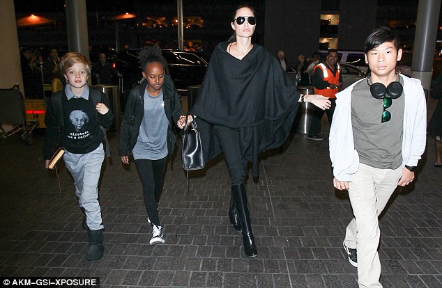 Δείτε τι φοράει η 9χρονη κόρη της Angelina Jolie... [photos] - Φωτογραφία 3