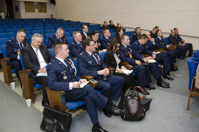 Επίσκεψη του Air War College στο ΓΕΑ - Φωτογραφία 3