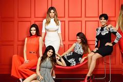 Σκάνδαλο στις Kardashians: Ποια από τις τρεις δεν είναι κόρη του αποθανόντα Robert Kardashian; [photos]