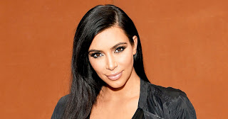 Δείτε με τι κολιέ κυκλοφορεί η Kim Kardashian... [photos] - Φωτογραφία 1