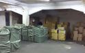 Εντοπίσθηκε αποθήκη με απομιμητικά προϊόντα στο Μοσχάτο [photo]