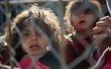 ΣΤΡΑΤΙΩΤΙΚΟ ΝΟΜΟ για τους μετανάστες από την κυβέρνηση ΣΥΡΙΖΑ - ΑΝΕΛ
