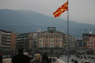 Όλοι Μακεδονία αποκαλούν τα Σκόπια ακόμη και οι μετανάστες. - Φωτογραφία 1