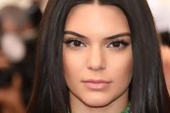 Δείτε πώς εμφανίστηκε η Kendall Jenner σε εκδήλωση του Fendi... [photos]