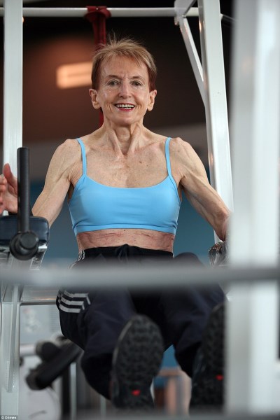 Γιαγιά 73 ετών με χόμπι το... bodybuilding! - Φωτογραφία 5