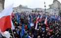 Πολωνία: Κρίση που δεν γεφυρώνεται με αφορμή το Συνταγματικό Δικαστήριο
