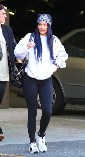 Δείτε το νέο look της Kylie Jenner... [photos] - Φωτογραφία 3