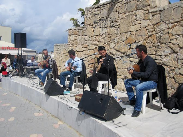 Κέφι, γλέντι και χορός στα Κούλουμα του Δήμου Μαλεβιζίου - Φωτογραφία 2