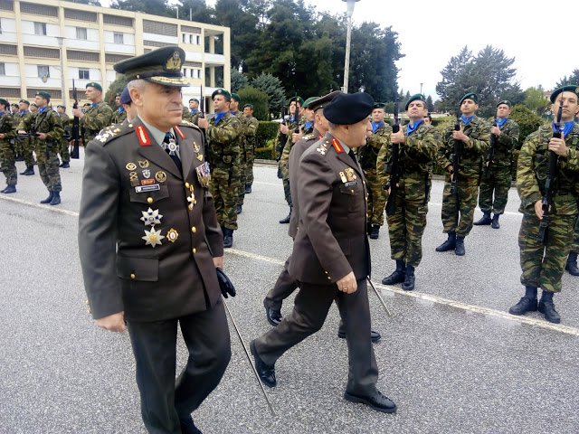 Φωτό από την Τελετή Παράδοσης - Παραλαβής Διοικήσεως 1ης ΣΤΡΑΤΙΑΣ/EU-OHQ - Φωτογραφία 2