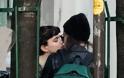 Ποια πασίγνωστη ηθοποιός φιλάει δημόσια τη σύντροφο της; [photos] - Φωτογραφία 3