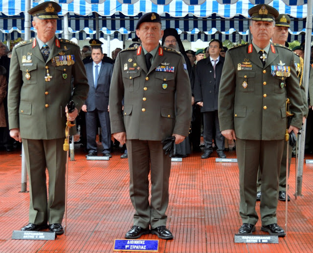 Φωτό και Βίντεο από την τελετή παράδοσης - παραλαβής της Ιης Μεραρχίας Πεζικού - Φωτογραφία 5