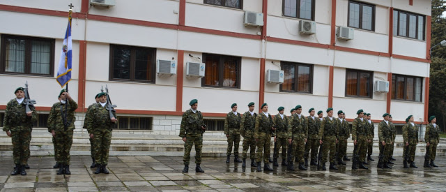 Φωτό και Βίντεο από την τελετή παράδοσης - παραλαβής της Ιης Μεραρχίας Πεζικού - Φωτογραφία 9