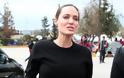 Δείτε την Angelina Jolie στον Πειραιά... [photos] - Φωτογραφία 3