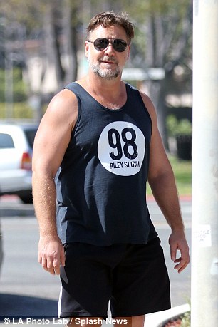 Απίστευτη αλλαγή! Δείτε πόσο αδυνάτισε ο Russell Crowe! [photos] - Φωτογραφία 3