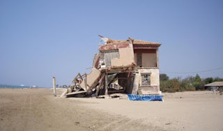 Αποζημίωση στα κατεδαφιστέα που αποτελούν πρώτη κατοικία στην παραλία Επιταλίου - Φωτογραφία 1