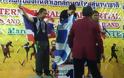 ΜΠΡΑΒΟ: Η Δαφνιώτισσα πήρε το Χρυσό και φιλάει την Ελληνική σημαία μέσα στην Ταϋλάνδη