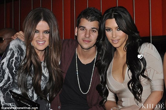 Ο Rob Kardashian έγινε 29 ετών! Δείτε πώς του ευχήθηκαν οι αδερφές του... [photos] - Φωτογραφία 4