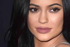 Ο σύντροφος της Kylie Jenner οπλοφορεί και τρομοκρατεί! [photos]