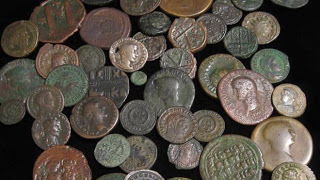 Αρχαιοκάπηλοι έσκαβαν στη Βυτίνα και άρπαζαν αρχαία νομίσματα του 3ου π.Χ αιώνα - Φωτογραφία 1