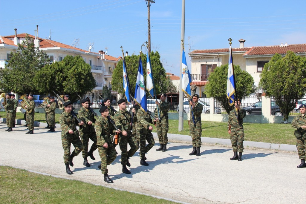 Τελετή παράδοσης - παραλαβής της XVI Μ/Κ Μεραρχία Πεζικού - Φωτογραφία 3