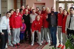 ΤΑ ΠΙΟ ΓΛΥΚΑ ΓΕΝΕΘΛΙΑ ΤΗΣ ΤΖΟΝΣΟΝ! (PHOTOS)