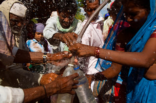 Τραγική η κατάσταση στην Ινδία: Πάνω από 75.000.000 άνθρωποι δεν έχουν πρόσβαση σε καθαρό νερό! - Φωτογραφία 1