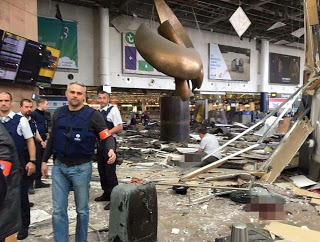Τρόμος σε όλη την Ευρώπη μετά το διπλό τρομοκρατικό χτύπημα στις Βρυξέλλες... [photos] - Φωτογραφία 1