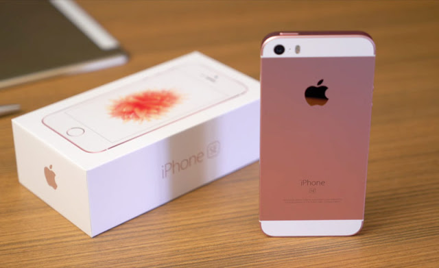 Το πρώτο unboxing  του iPhone SE - Φωτογραφία 1