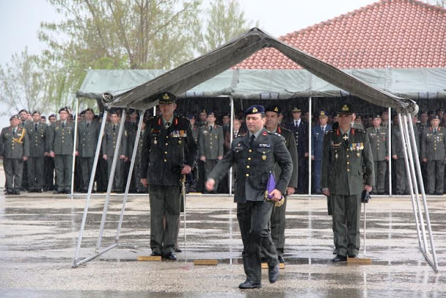 Υπο καταρρακτώδη βροχή η τελετή παράδοσης - παραλαβής Διοίκησης της 30ης Ταξιαρχίας στο Λαγό Διδυμοτείχου - Φωτογραφία 15