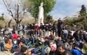 Θεσσαλονίκη: Στην πλατεία Αριστοτέλους οι διαμαρτυρόμενοι πρόσφυγες - ΦΩΤΟ - Φωτογραφία 2