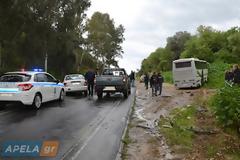 Σοκ στη Σπάρτη με τη σύγκρουση αυτοκινήτου με λεωφορείο... [photos]