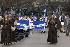 Με βροχή η παρέλαση στα Ιωάννινα [photos+video]