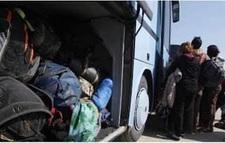 Αναχώρησε από την Ειδομένη το πρώτο από τα 20 λεωφορεία με πρόσφυγες - Φωτογραφία 1