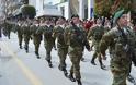 Άψογη η στρατιωτική παρέλαση στη Βέροια. Δέχθηκε τα συγχαρητήρια του Μεράρχου ο έχων το γενικό πρόσταγμα Αντισυνταγματάρχης κ.Βαρελάς.Video - Φωτογραφία 5