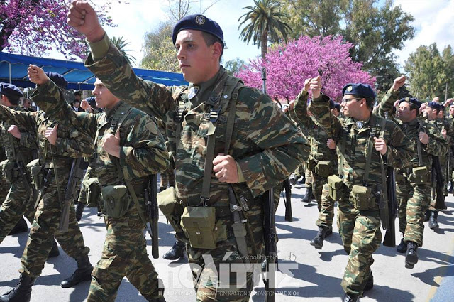 Φωτό από τη στρατιωτική παρέλαση στη Χίο - Φωτογραφία 10