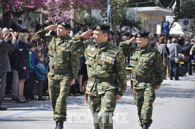 Φωτό από τη στρατιωτική παρέλαση στη Χίο - Φωτογραφία 18