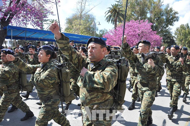 Φωτό από τη στρατιωτική παρέλαση στη Χίο - Φωτογραφία 24