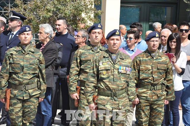 Φωτό από τη στρατιωτική παρέλαση στη Χίο - Φωτογραφία 8