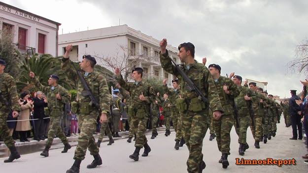 Φωτό και βίντεο από τη στρατιωτική παρέλαση στη Λήμνο - Φωτογραφία 18