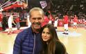 Πέτρος Κωστόπουλος: Με την 17χρονη κόρη του στο ΣΕΦ για να δει τον Ολυμπιακό! - Φωτογραφία 2