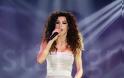 Ελληνίδα τραγουδίστρια με φόρεμα που άφηνε ελάχιστα στη φαντασία-ΦΩΤΟ από την πρεμιέρα της! - Φωτογραφία 4