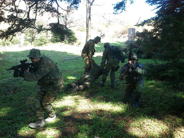 Άσκηση περιπόλου Μονάδας Εφέδρων Καταδρομών Μ.Ε.Κ. - Φωτογραφία 2